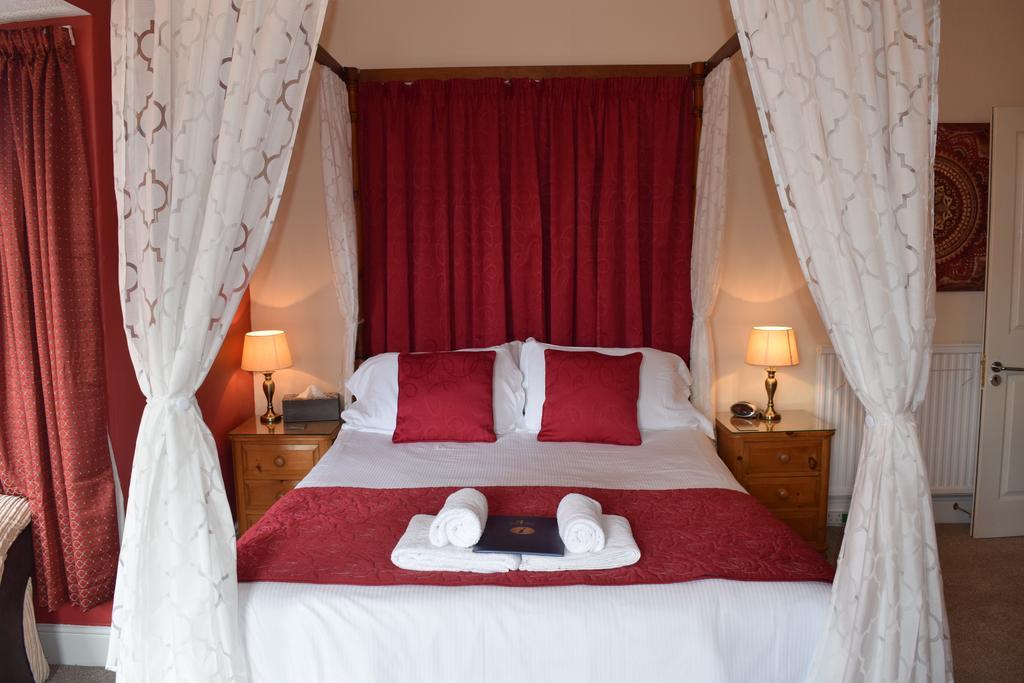 St Aubyn'S Guest House 브리지워터 외부 사진