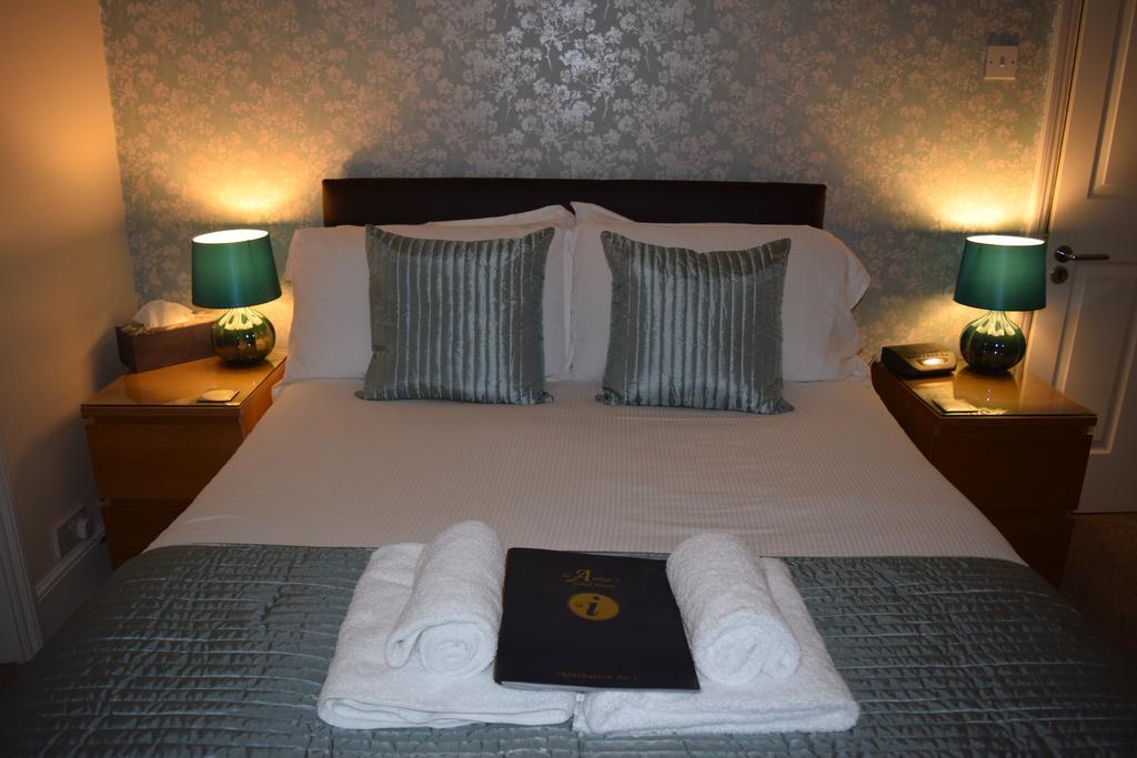 St Aubyn'S Guest House 브리지워터 외부 사진