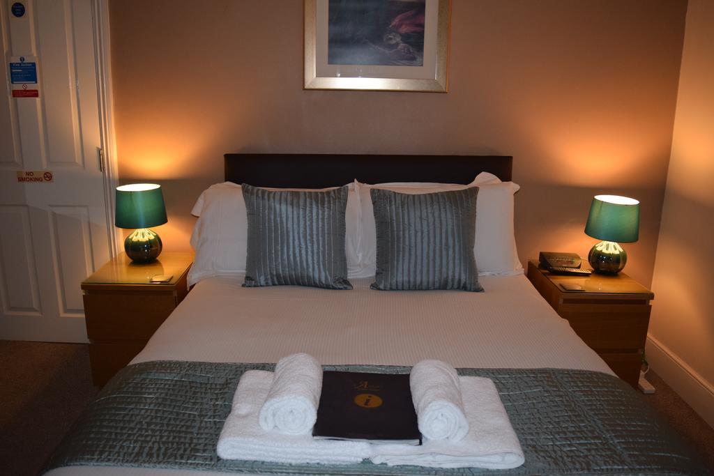 St Aubyn'S Guest House 브리지워터 외부 사진