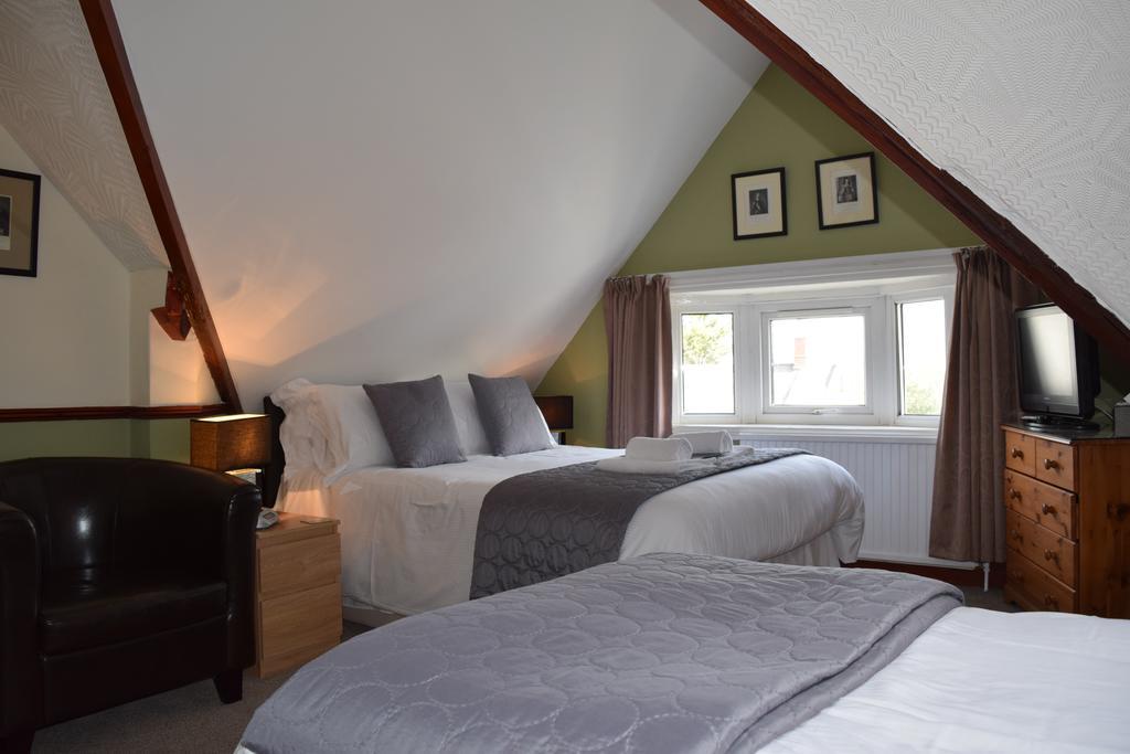 St Aubyn'S Guest House 브리지워터 외부 사진